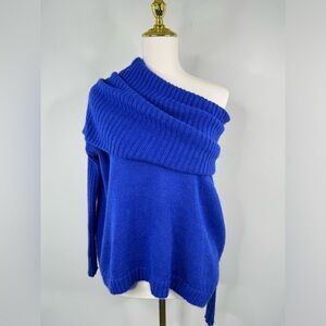 International Moda Victorias Secret Gorgeous Blue Sweater Size Small Cerulean
